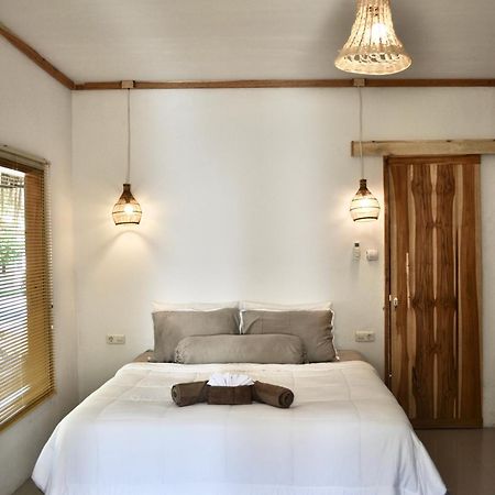 Ripbowl Guest House Selong Belanak Exteriér fotografie