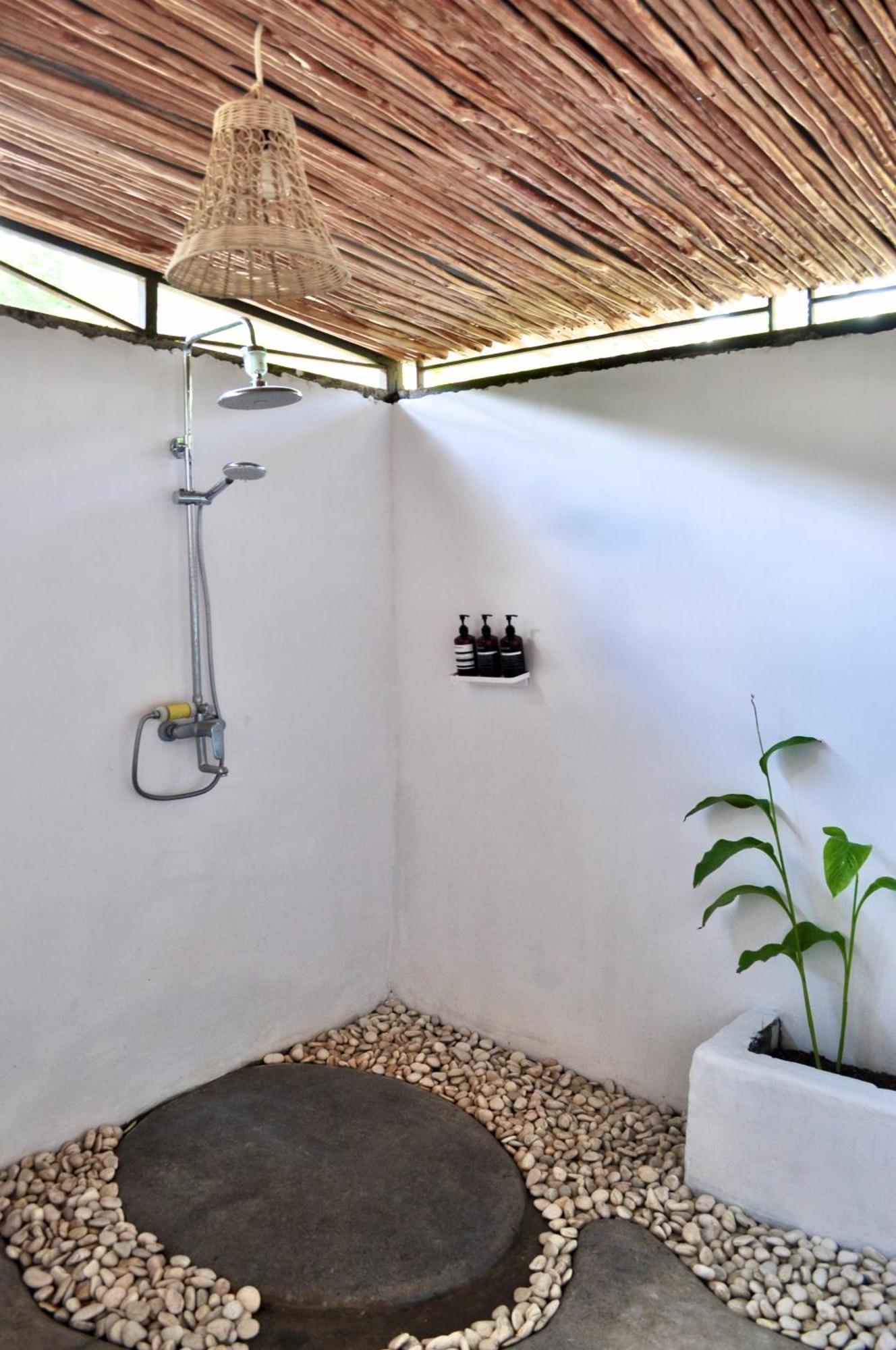 Ripbowl Guest House Selong Belanak Exteriér fotografie